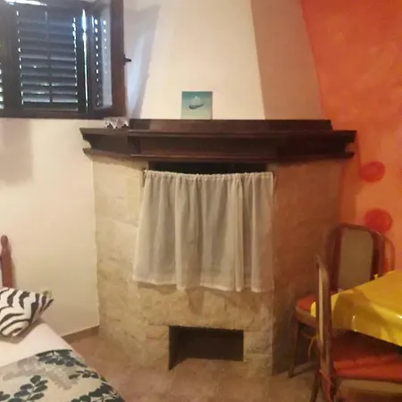 Kamin * بولا